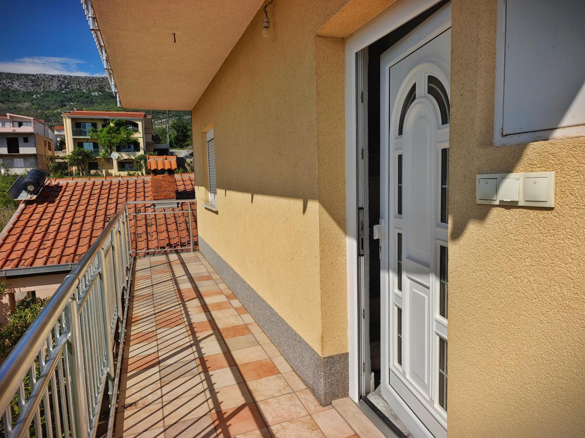 Top View Kaštela Екстериор снимка